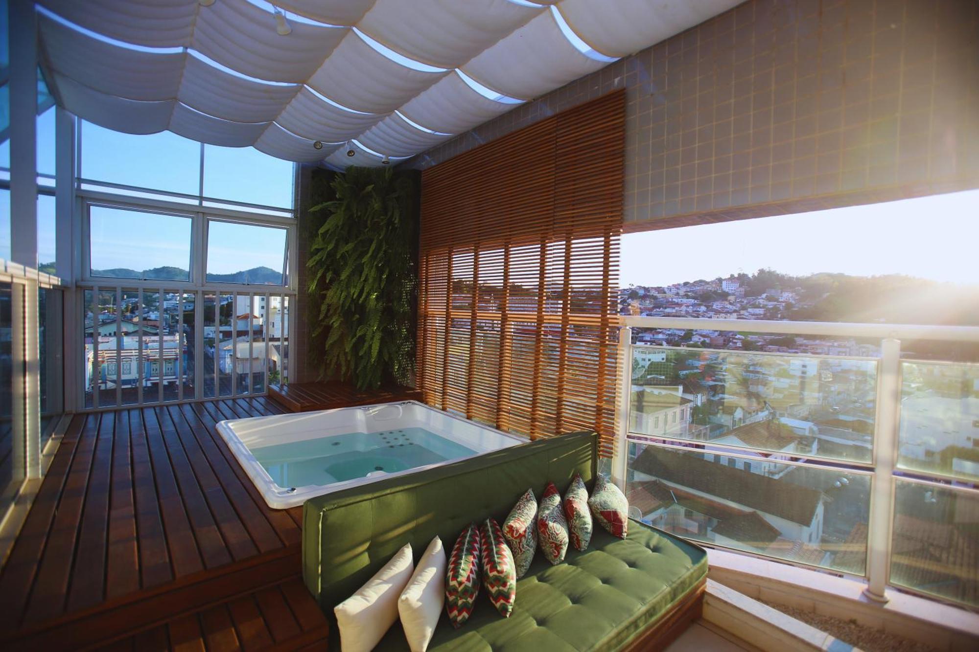 Gontijo Inn Hotel Ітажуба Екстер'єр фото A rooftop spa